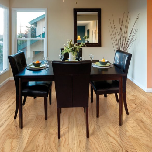 Carpet Corner providing beautiful and elegant hardwood flooring in Olathe, KS - Doraville 5-Red Oak Natural
